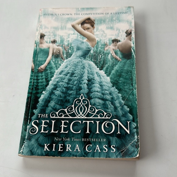 Kiera Cass The Selection Series Book set - Picture 3 of 6